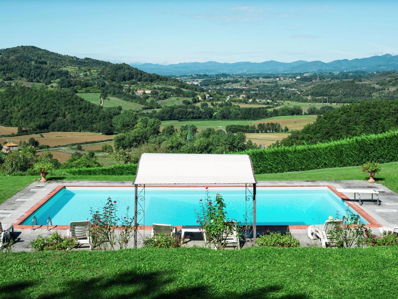 Villa Eleonora Ampinana 外观 照片